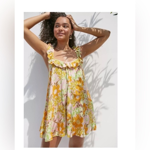 Urban Outfitters Dresses & Skirts - NWOT urban outfitters dessert flower ruffle mini dress XS